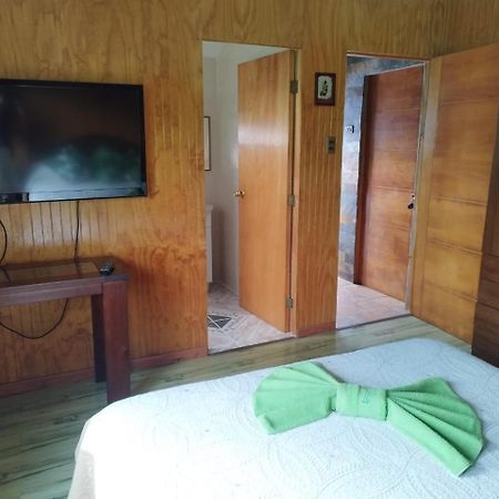 Hostal Avareipua Hanga Roa Esterno foto