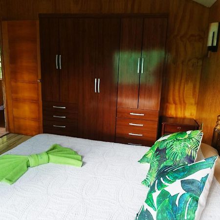 Hostal Avareipua Hanga Roa Esterno foto