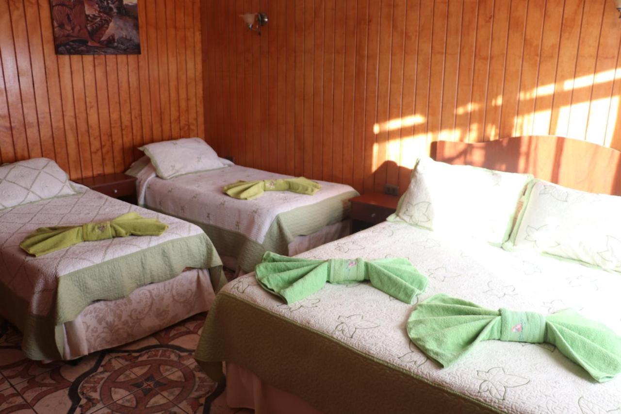 Hostal Avareipua Hanga Roa Esterno foto