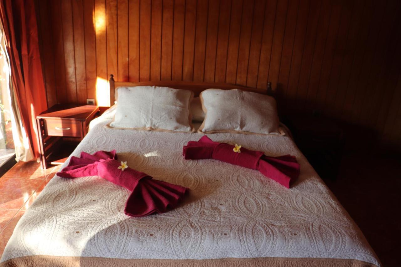 Hostal Avareipua Hanga Roa Esterno foto