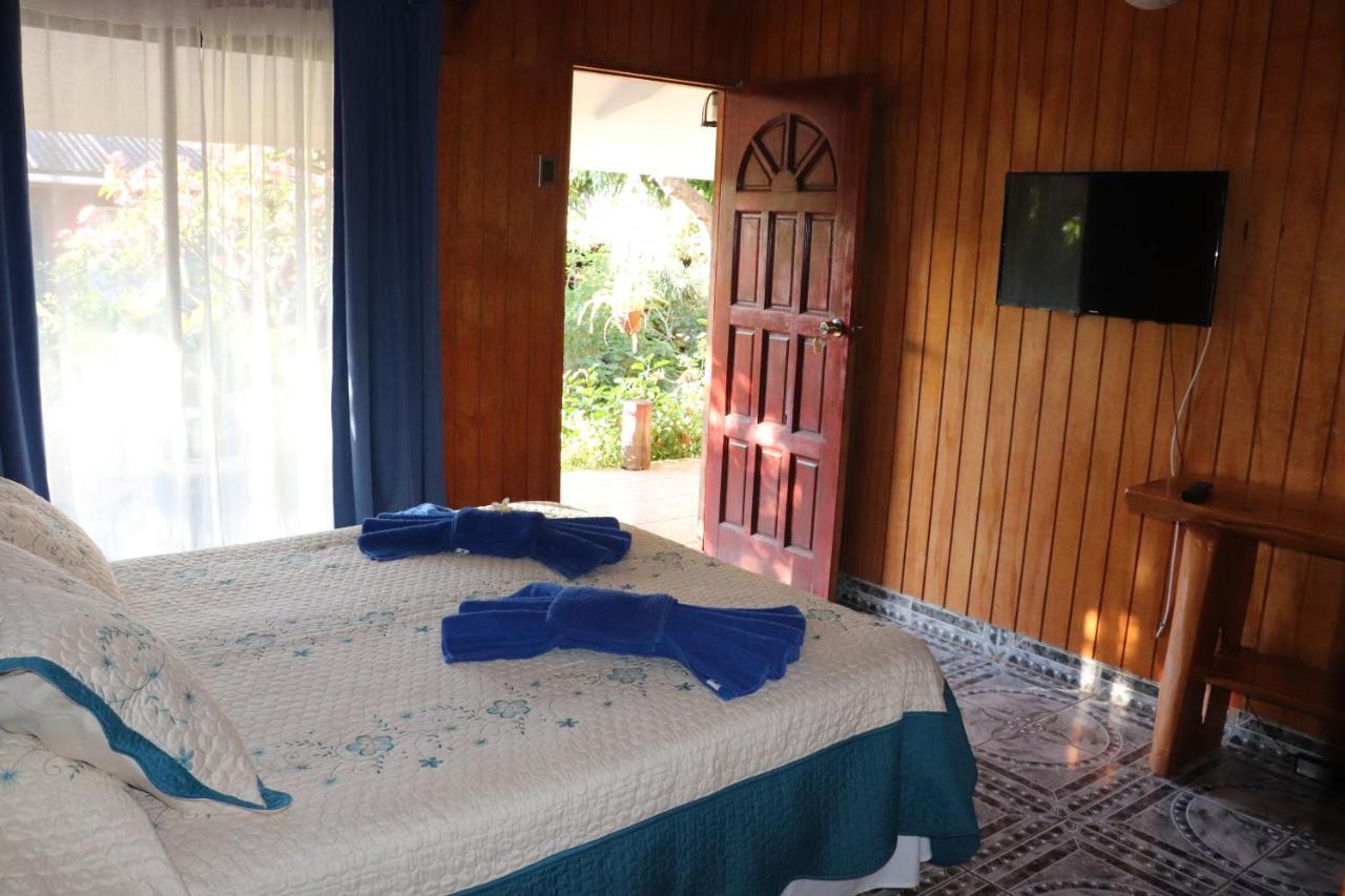 Hostal Avareipua Hanga Roa Esterno foto