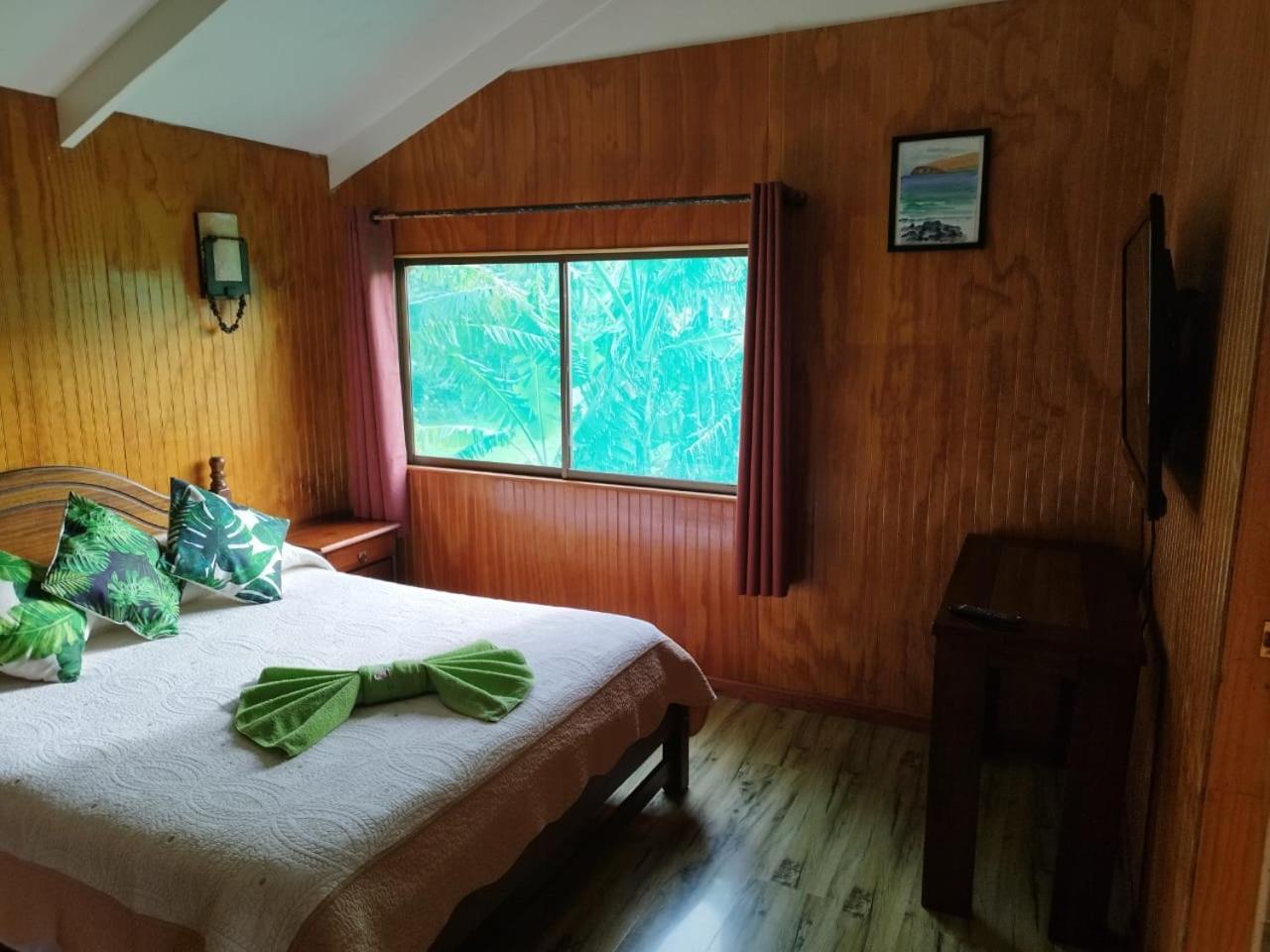 Hostal Avareipua Hanga Roa Esterno foto